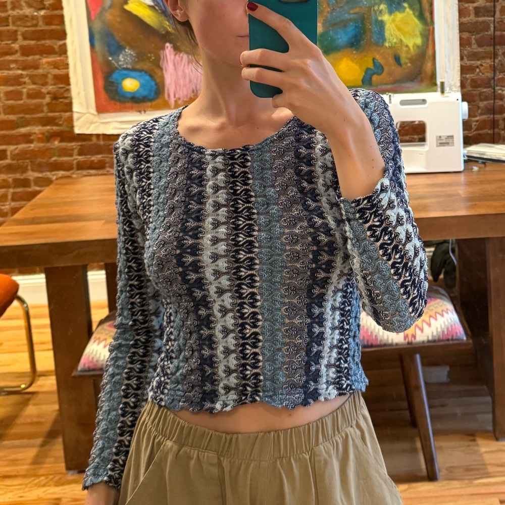 Vintage Blue Knit Top - Picture 3 of 3